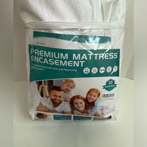 Premium Mattress Encasement King Waterproof Zipper Washable New Opened